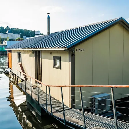 Houseboat Franklin - Houseboats Benjamin & Franklin Prague Exterior photo