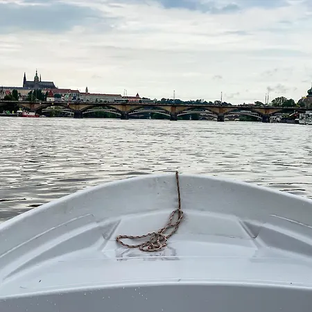 Houseboat Franklin - Houseboats Benjamin & Franklin Prague Exterior photo