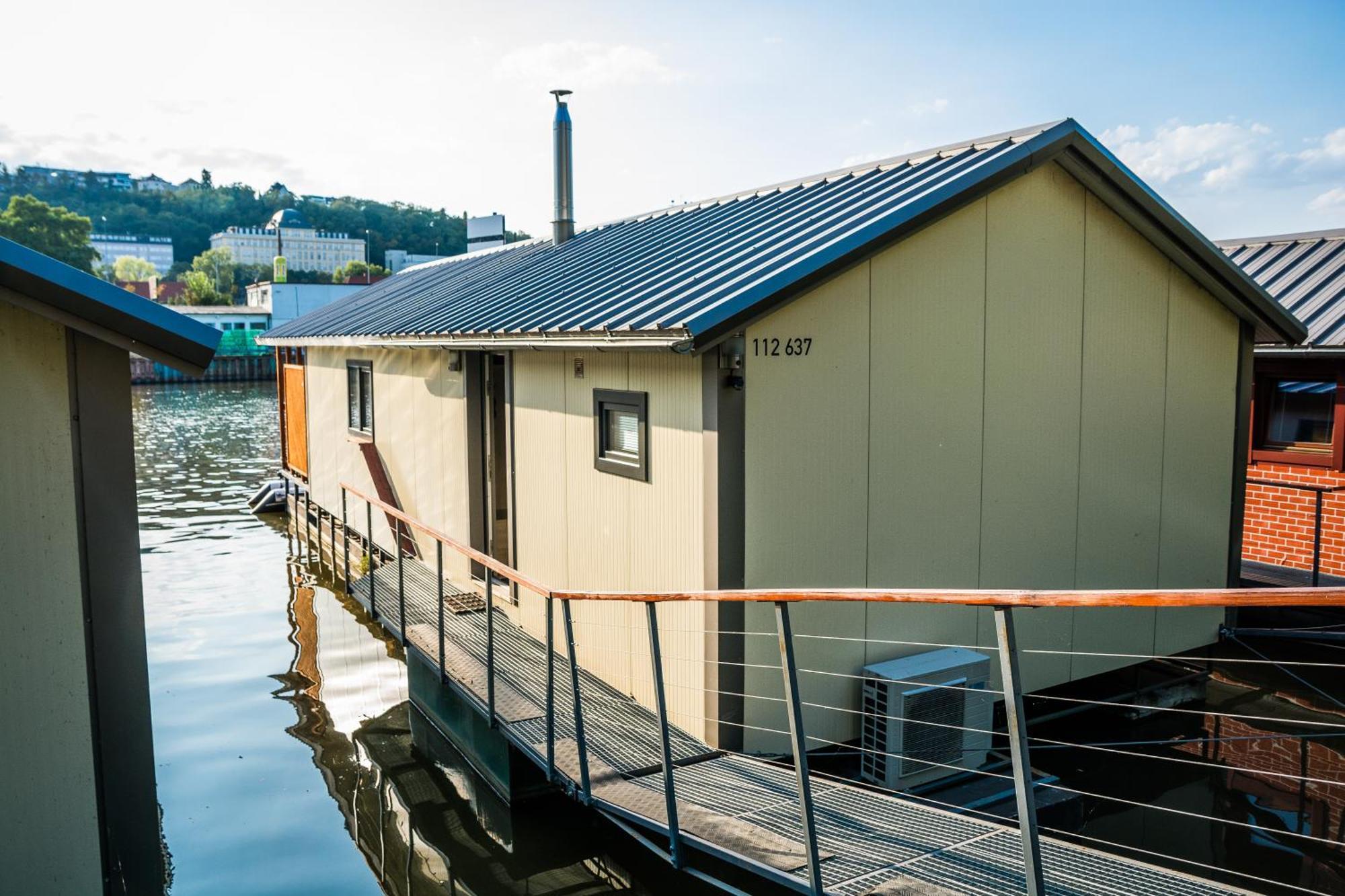 Houseboat Franklin - Houseboats Benjamin & Franklin Praha